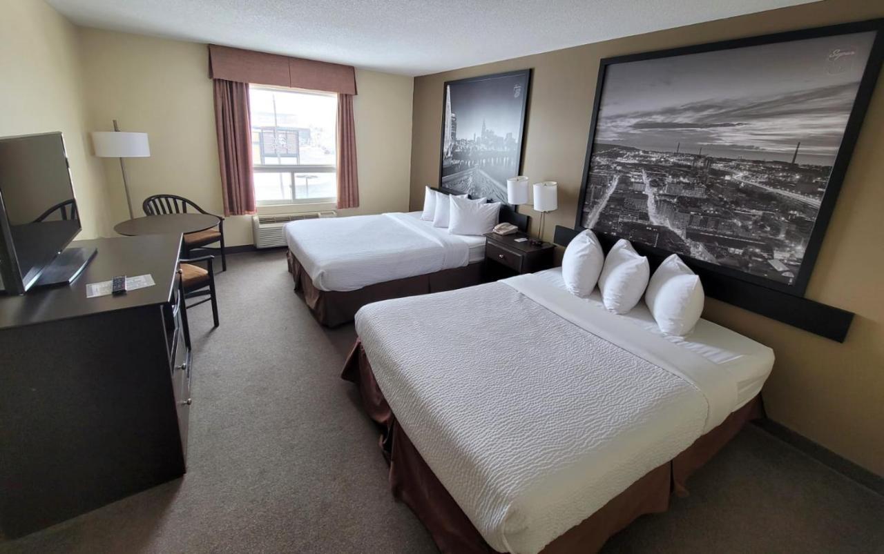 Hotel Super 8 By Wyndham Barrie South Extérieur photo