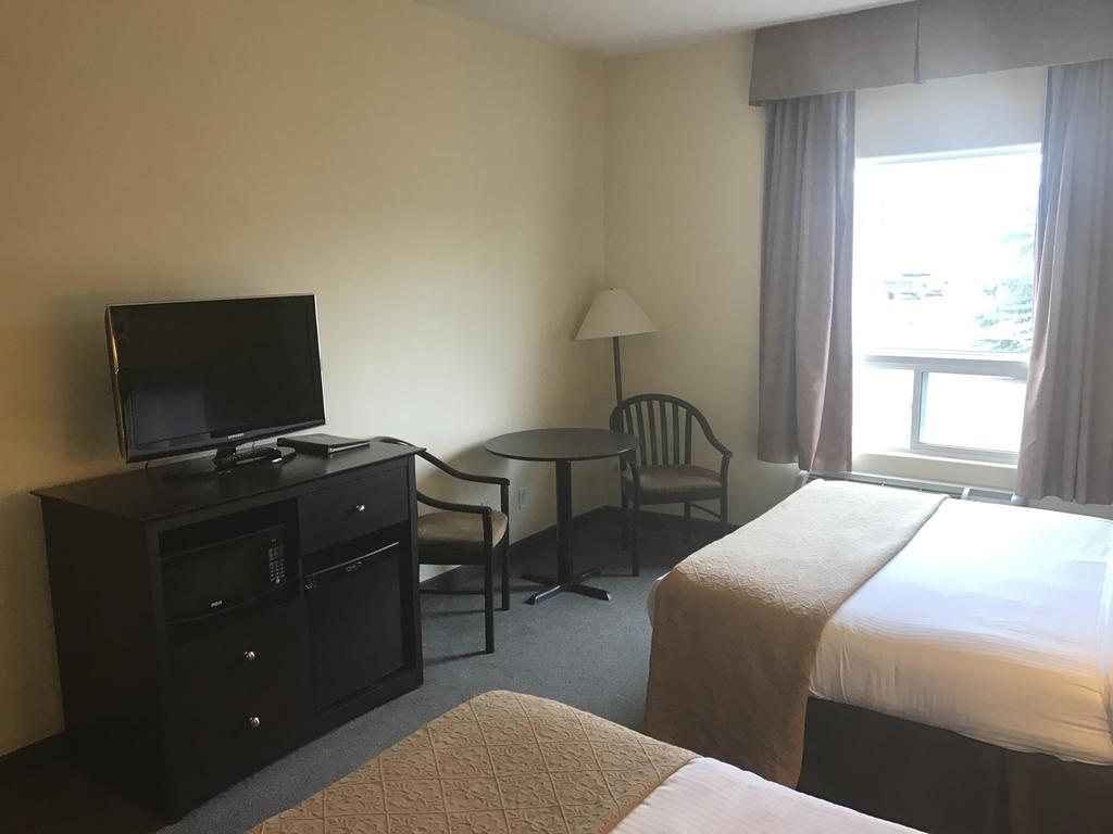 Hotel Super 8 By Wyndham Barrie South Extérieur photo
