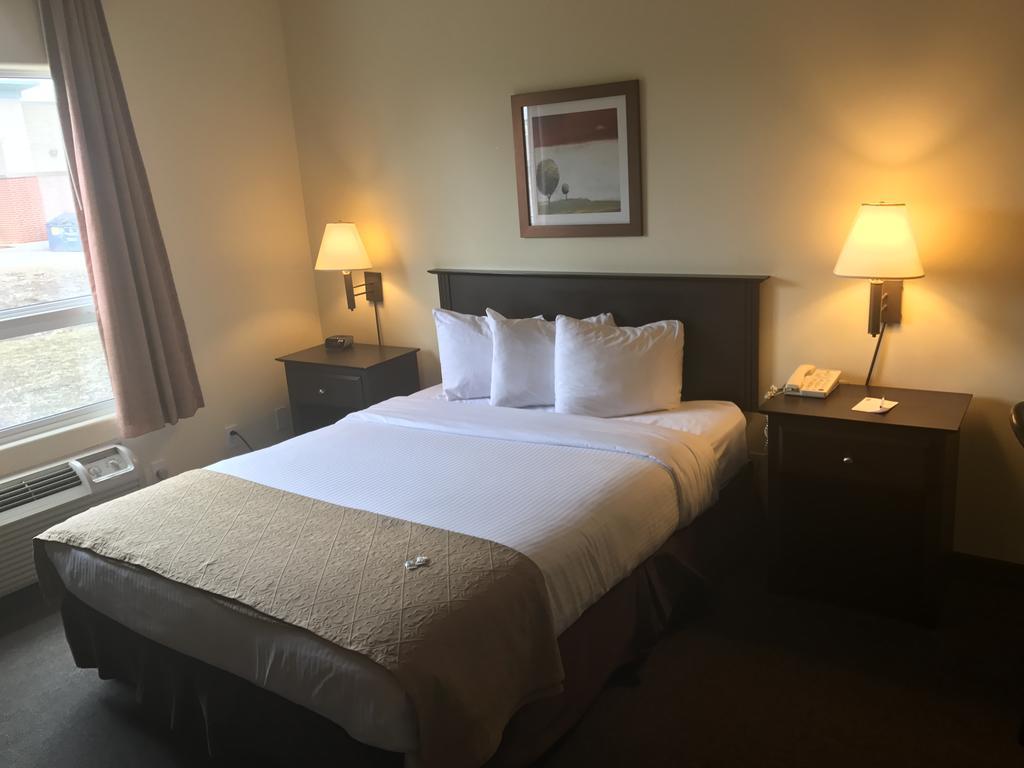 Hotel Super 8 By Wyndham Barrie South Extérieur photo