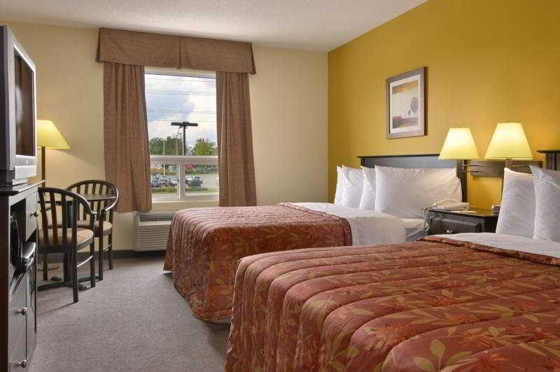 Hotel Super 8 By Wyndham Barrie South Extérieur photo